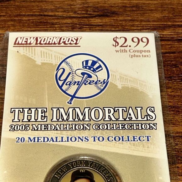 2005 NY POST JOE DIMAGGIO NEW YORK YANKEES MEDALLION COIN THE IMMORTALS - Picture 3 of 7